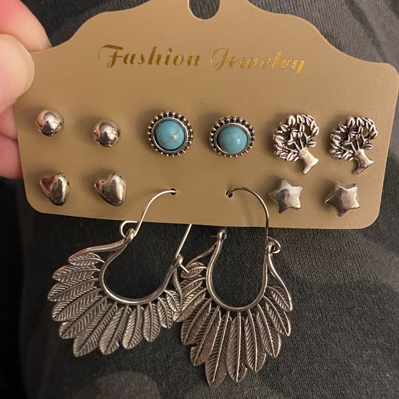 Earring bundle - Picture 3 of 3